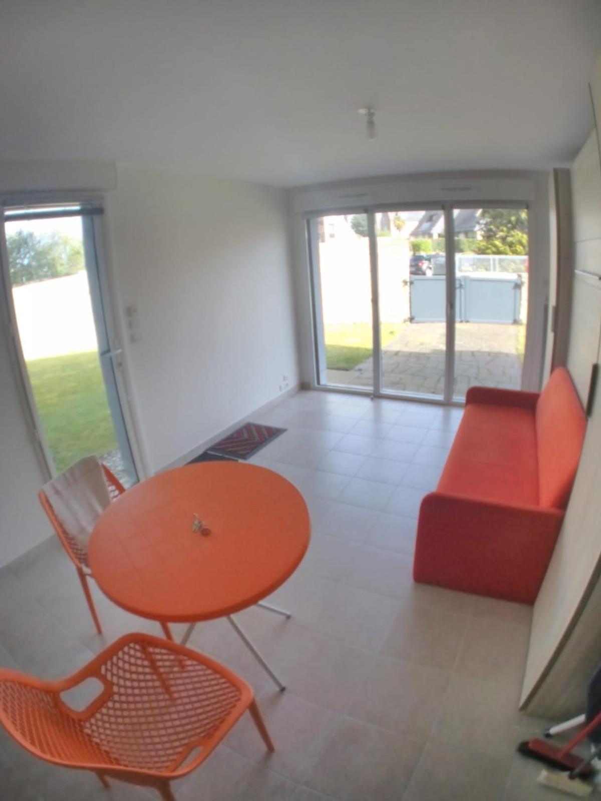 Appartement Avec Jardin A Proximite! *