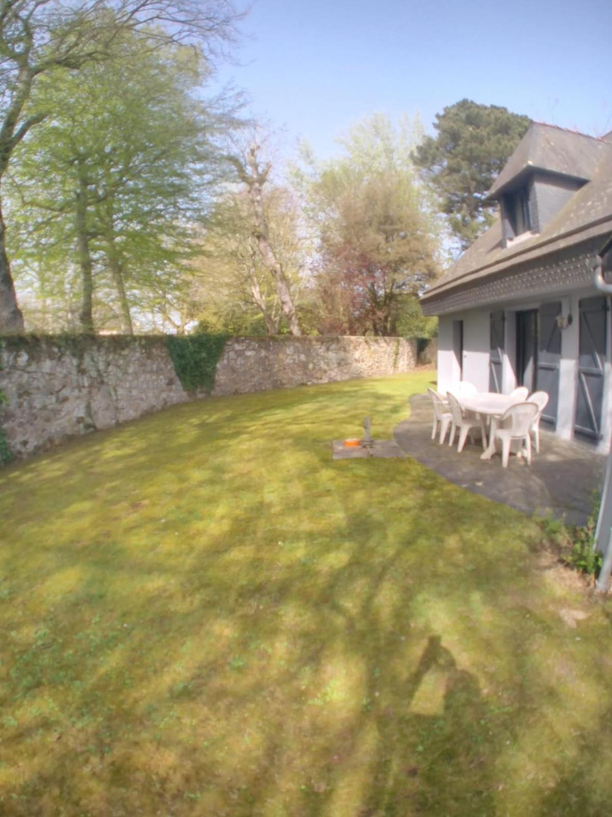 Appartement Avec Jardin A Proximite!